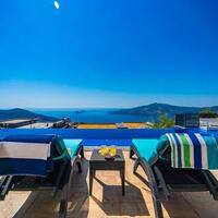 Villa Hyperion — 12