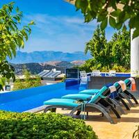 Villa Hyperion — 18