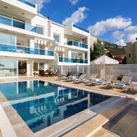 Villa Maribel — 1