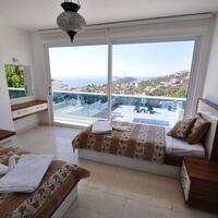 Villa Maribel — 11