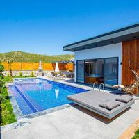 Villa Montenegro — 16
