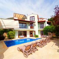 Villa Hazal — 1