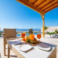 Villa Jade — 16