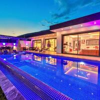 Villa Granada Duo — 1