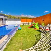 Villa Granada Duo — 61