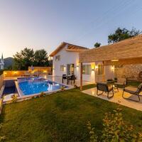 Villa Belis — 1