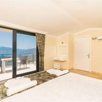 Villa Kral — 103