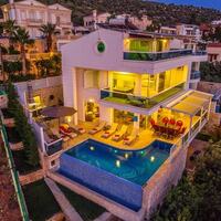 Villa Everes — 16