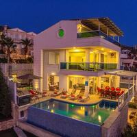Villa Everes — 18