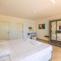 Villa Everes — 40