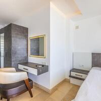 Villa Everes — 53