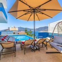 Villa Everes — 96