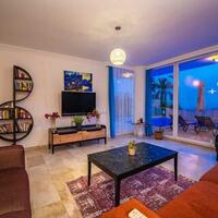 Villa Trios — 17