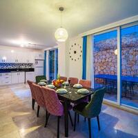 Villa Trios — 20