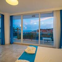 Villa Trios — 25
