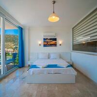 Villa Trios — 27