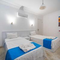 Villa Trios — 34