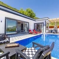 Villa Derin Duo — 1
