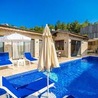 Villa Anemon 3 — 3