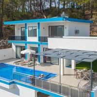 Villa Bozo 2 — 40