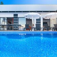Villa Anemon 4 — 1