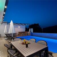 Villa Anemon 4 — 12
