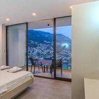 Villa Lion — 72