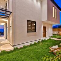 Villa Fi Manor — 11