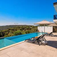 Villa Fi Manor — 16