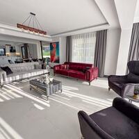 Villa Galaksi Mars 2 — 17
