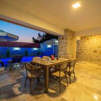Villa Zeyn 6 — 8