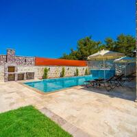 Villa Zeyn 6 — 14