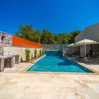 Villa Zeyn 6 — 17