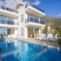 Villa Manolya — 1