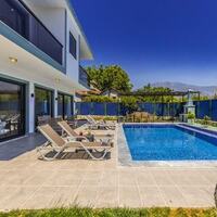 Villa Last Summer — 18