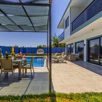 Villa Last Summer — 20