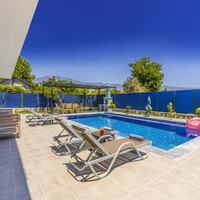 Villa Last Summer — 24