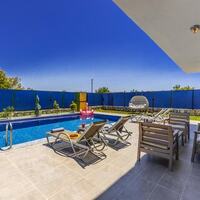 Villa Last Summer — 25