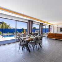 Villa Last Summer — 32