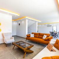 Villa Last Summer — 35