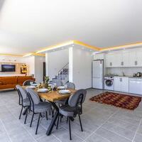 Villa Last Summer — 36