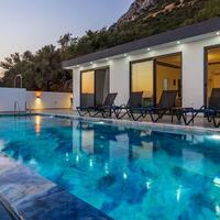 Villa Karbelen — 1