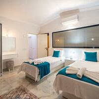 Villa Glorya — 33