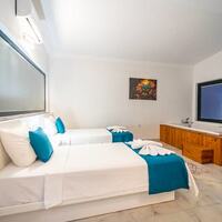 Villa Glorya — 34
