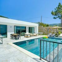 Villa Mercury 9 — 5