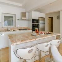 Villa Ketchy — 35