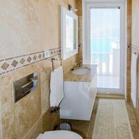 Villa Ketchy — 53