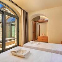 Villa Muses Erato — 52