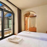 Villa Muses Erato — 64