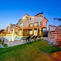 Villa Luna Vista 3 — 6